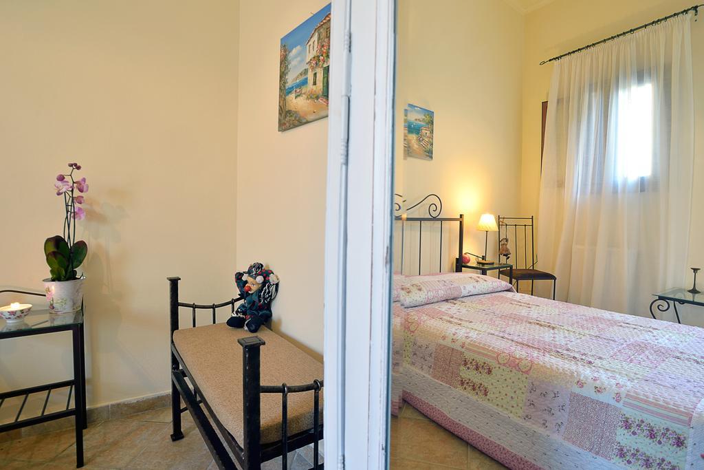 Melitta Villa Agios Ioannis  Phòng bức ảnh